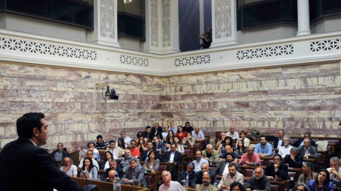 Εβδομήντα βουλευτές του ΣΥΡΙΖΑ στηρίζουν... Τσίπρα